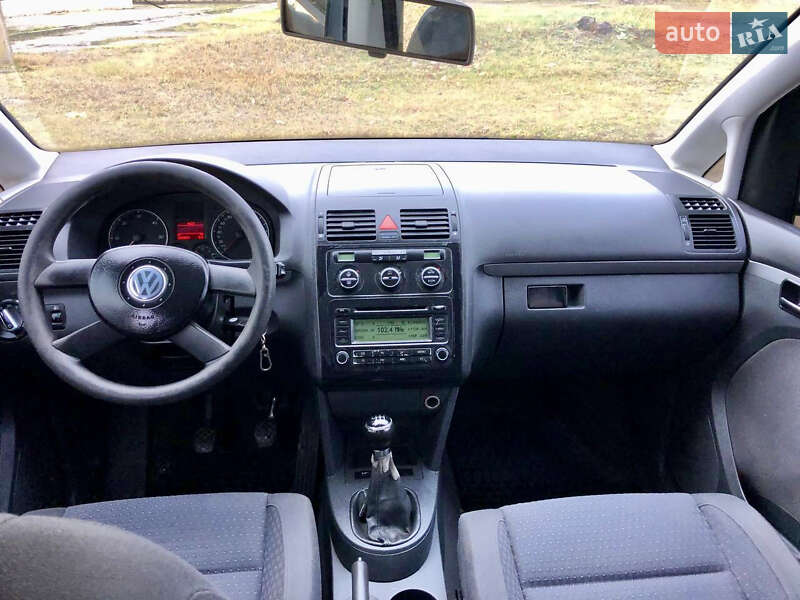 Минивэн Volkswagen Touran 2004 в Ковеле