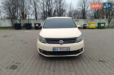 Мінівен Volkswagen Touran 2015 в Хмельницькому