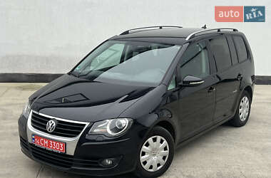 Мінівен Volkswagen Touran 2010 в Вінниці