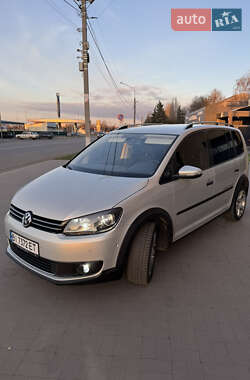 Мінівен Volkswagen Touran 2011 в Миргороді