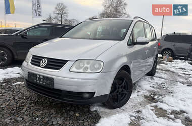Минивэн Volkswagen Touran 2010 в Львове