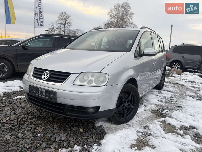 Volkswagen Touran 2010 Volkswagen Touran 2010