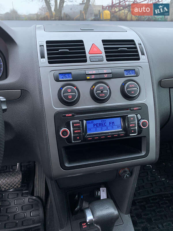 Минивэн Volkswagen Touran 2010 в Немирове фото 8 Минивэн Volkswagen Touran 2010 в Немирове