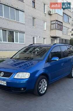 Минивэн Volkswagen Touran 2003 в Конотопе