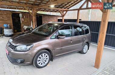 Минивэн Volkswagen Touran 2012 в Киеве