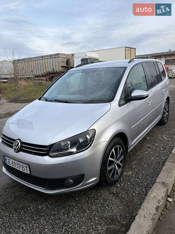 Volkswagen Touran 2012