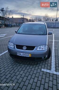 Мінівен Volkswagen Touran 2004 в Нововолинську
