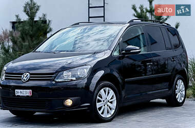 Мінівен Volkswagen Touran 2011 в Луцьку