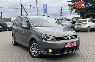 Минивэн Volkswagen Touran 2010 в Луцке