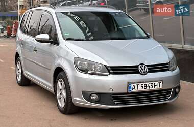 Микровэн Volkswagen Touran 2015 в Киеве