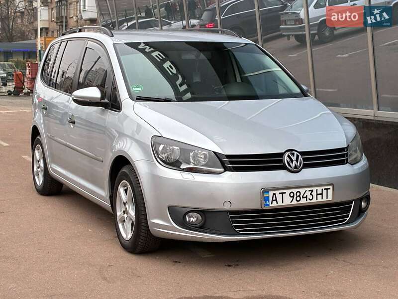 Volkswagen Touran 2015