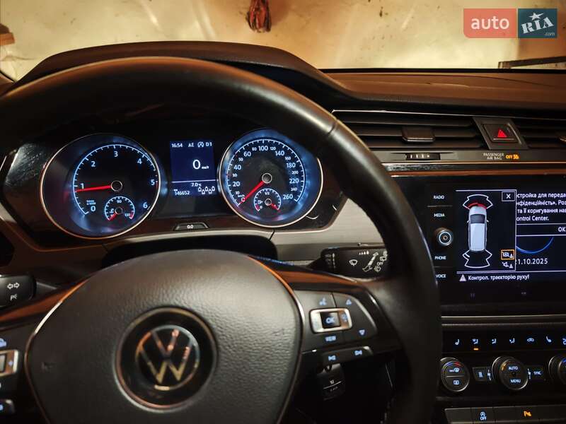 Мікровен Volkswagen Touran 2020 в Дубні