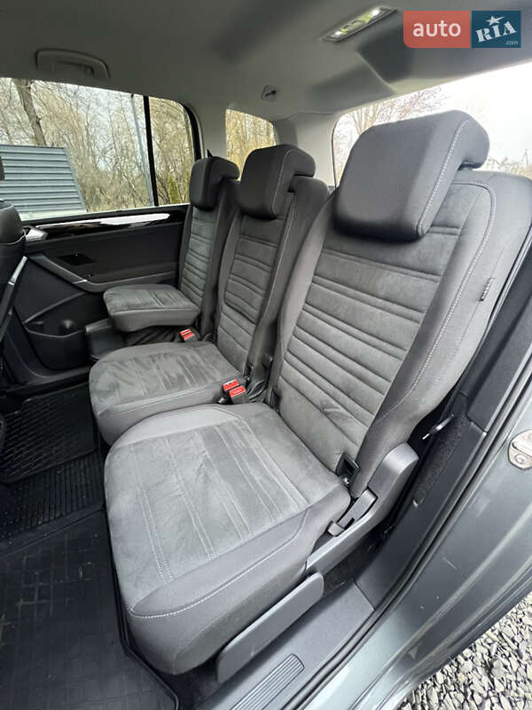 Мікровен Volkswagen Touran 2019 в Ковелі