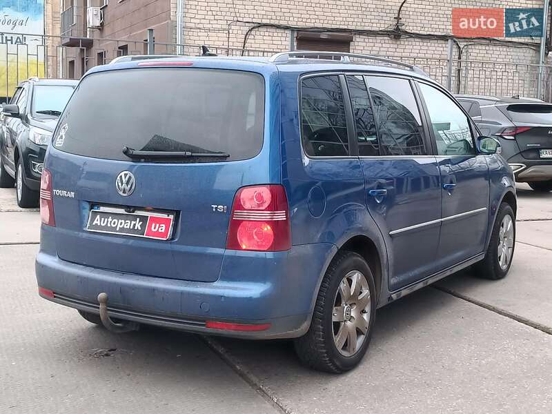 Минивэн Volkswagen Touran 2007 в Харькове