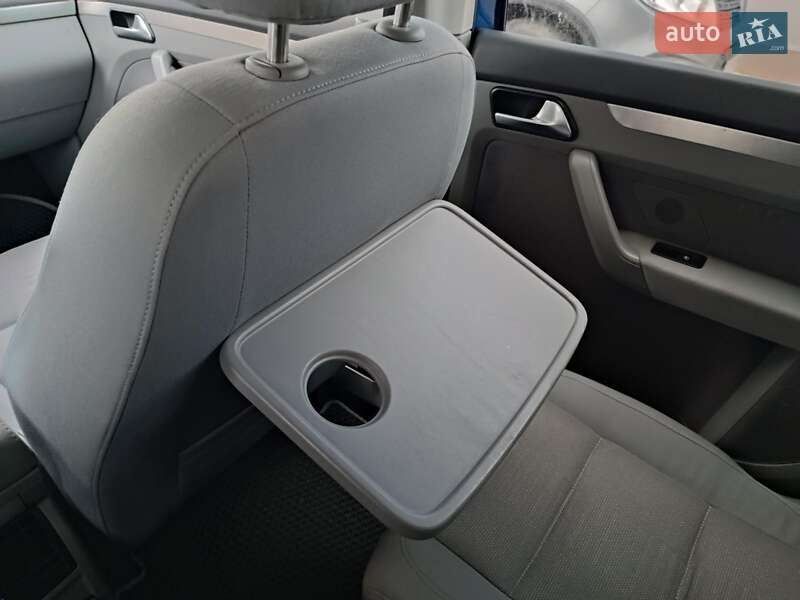 Минивэн Volkswagen Touran 2007 в Харькове