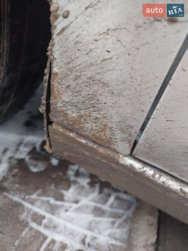 Минивэн Volkswagen Touran 2010 в Виннице