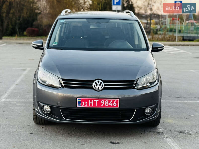 Мінівен Volkswagen Touran 2012 в Здолбуніві