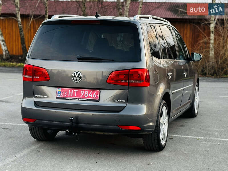 Мінівен Volkswagen Touran 2012 в Здолбуніві