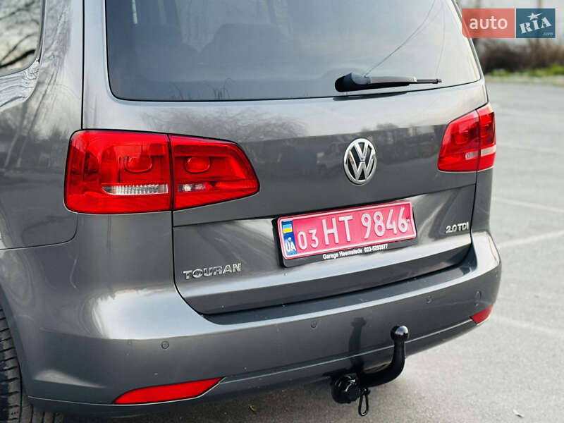 Мінівен Volkswagen Touran 2012 в Здолбуніві