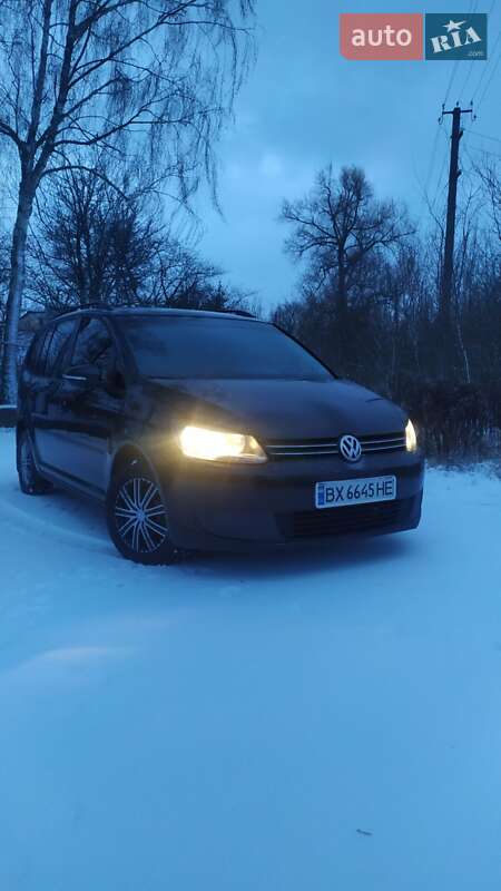 Volkswagen Touran 2012