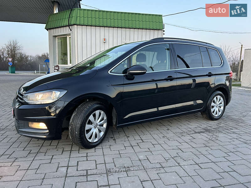 Микровэн Volkswagen Touran 2018 в Дунаевцах