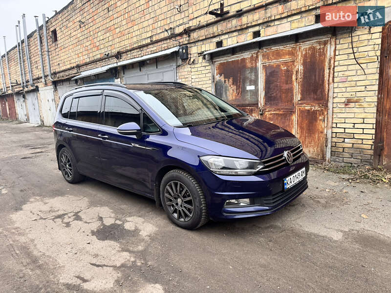 Мінівен Volkswagen Touran 2015 в Києві фото 3 Мінівен Volkswagen Touran 2015 в Києві