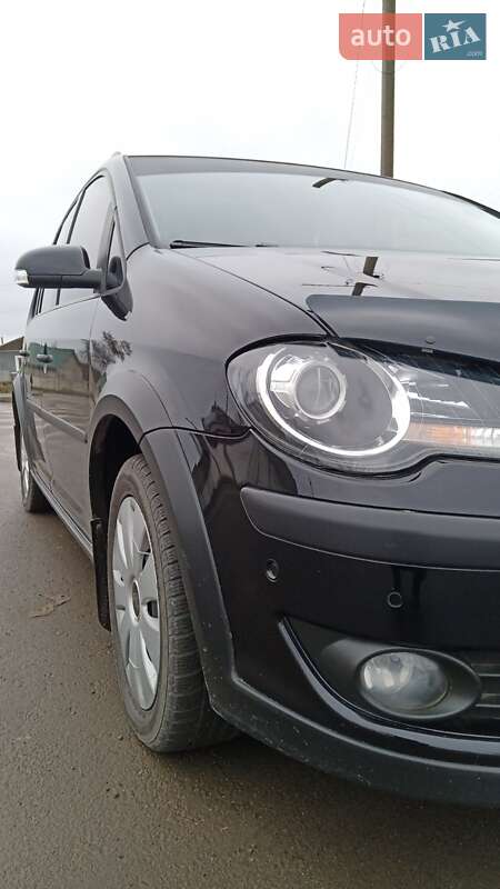 Мінівен Volkswagen Touran 2008 в Вознесенську