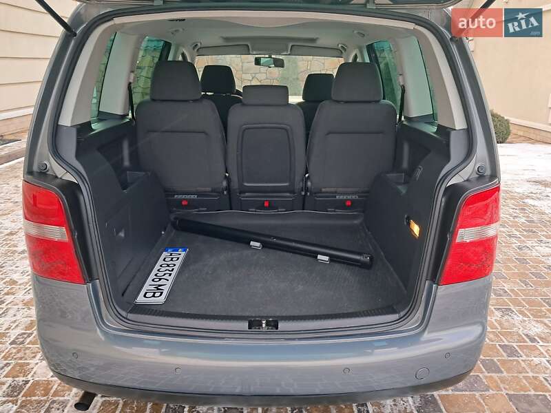 Минивэн Volkswagen Touran 2006 в Могилев-Подольске фото 55 Минивэн Volkswagen Touran 2006 в Могилев-Подольске