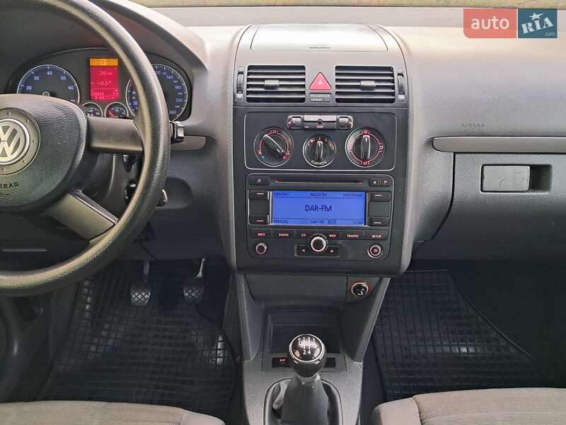 Минивэн Volkswagen Touran 2006 в Могилев-Подольске фото 84 Минивэн Volkswagen Touran 2006 в Могилев-Подольске