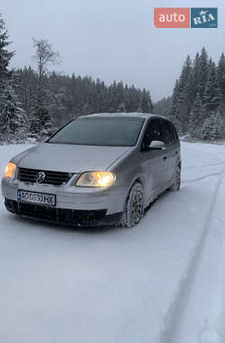 Мінівен Volkswagen Touran 2003 в Рахові