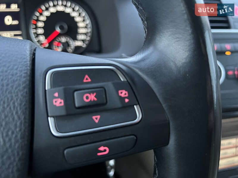 Минивэн Volkswagen Touran 2013 в Луцке фото 9 Минивэн Volkswagen Touran 2013 в Луцке