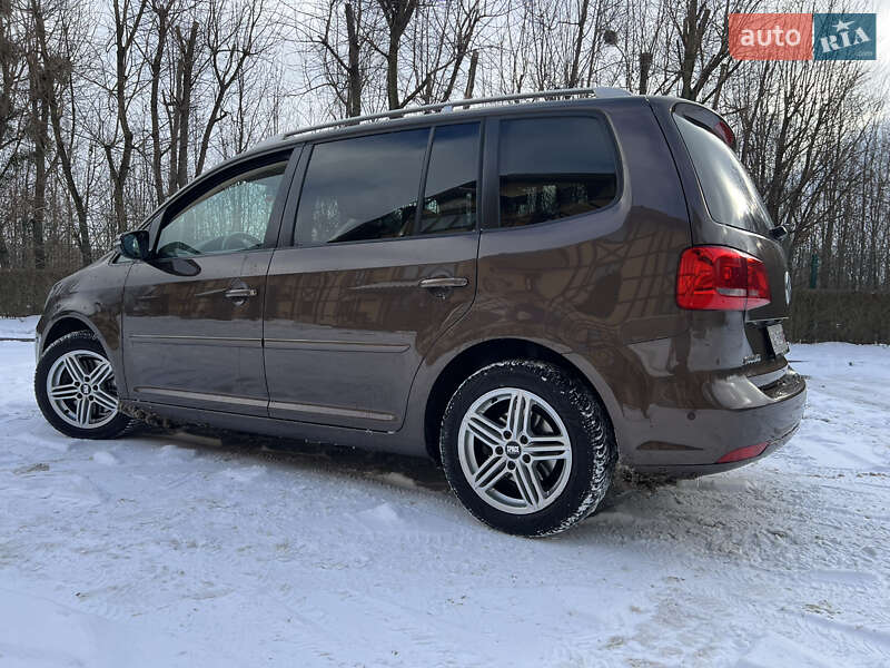 Минивэн Volkswagen Touran 2013 в Луцке фото 62 Минивэн Volkswagen Touran 2013 в Луцке