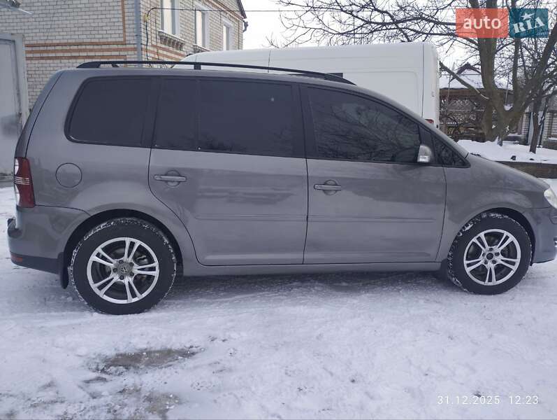 Минивэн Volkswagen Touran 2007 в Малой Виске фото 16 Минивэн Volkswagen Touran 2007 в Малой Виске