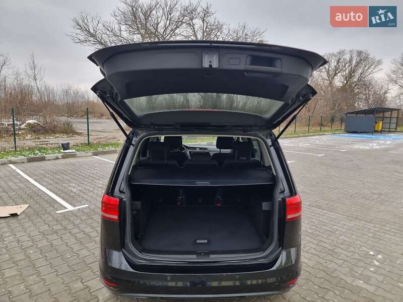 Мікровен Volkswagen Touran 2017 в Ковелі