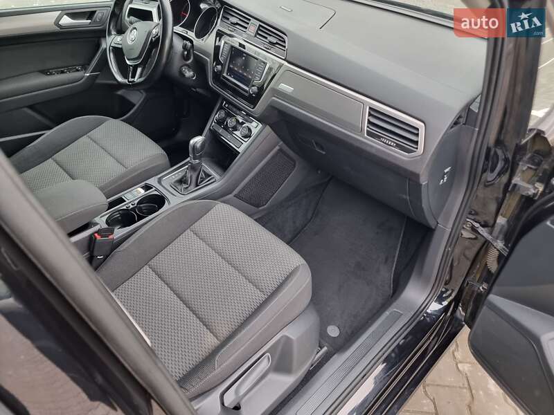 Мікровен Volkswagen Touran 2017 в Ковелі