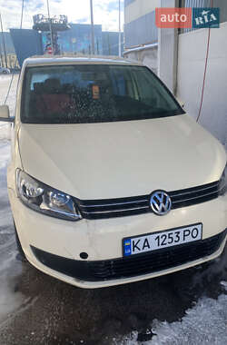Минивэн Volkswagen Touran 2012 в Киеве