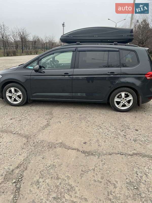 Мікровен Volkswagen Touran 2016 в Кривому Розі фото 5 Мікровен Volkswagen Touran 2016 в Кривому Розі