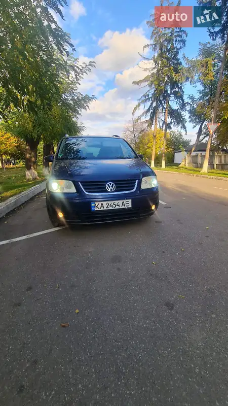 Volkswagen Touran