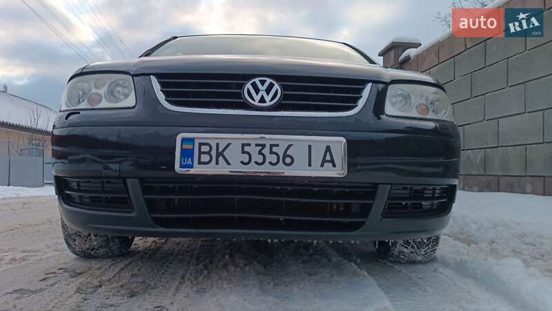 Мінівен Volkswagen Touran 2005 в Сарнах
