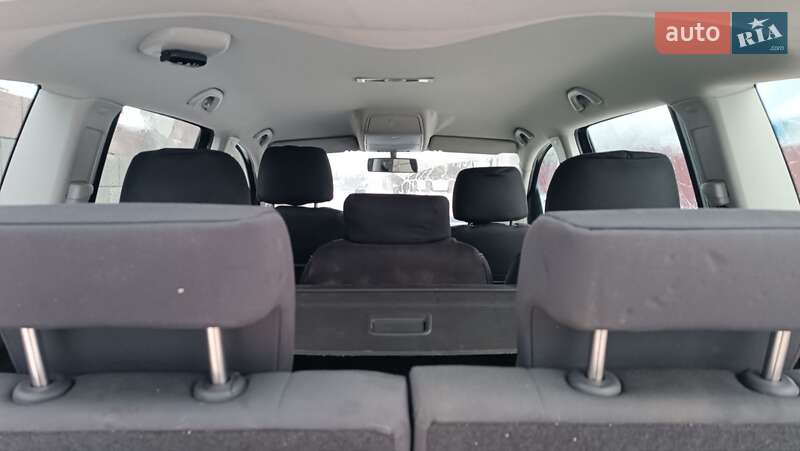 Мінівен Volkswagen Touran 2005 в Сарнах