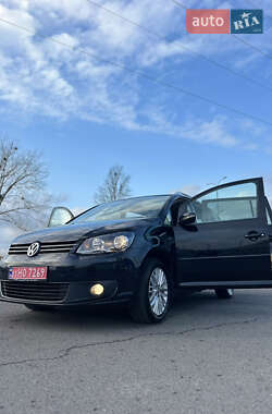 Мінівен Volkswagen Touran 2015 в Луцьку
