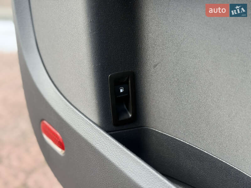 Минивэн Volkswagen Touran 2011 в Стрые фото 76 Минивэн Volkswagen Touran 2011 в Стрые