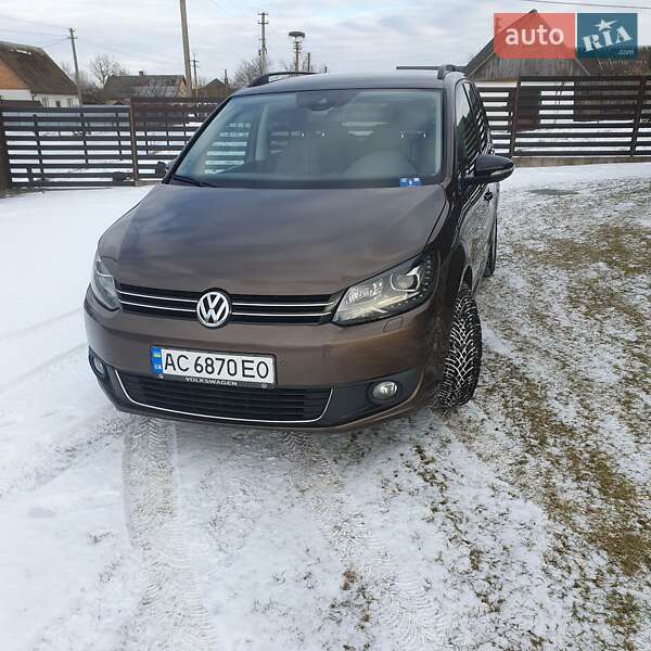 Volkswagen Touran 2012