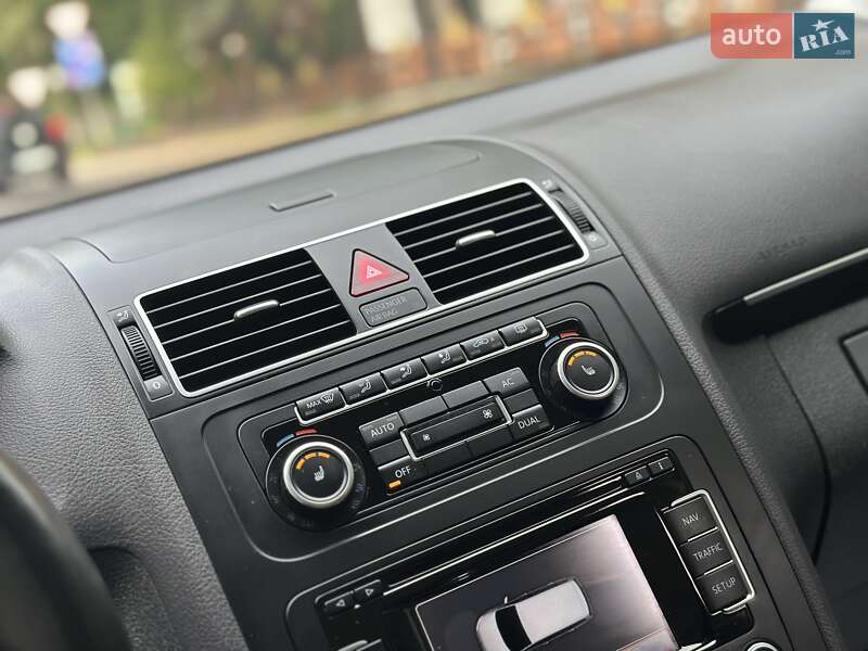 Минивэн Volkswagen Touran 2011 в Дрогобыче фото 83 Минивэн Volkswagen Touran 2011 в Дрогобыче