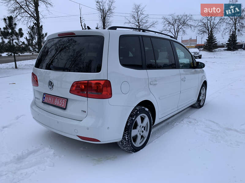 Минивэн Volkswagen Touran 2013 в Ровно