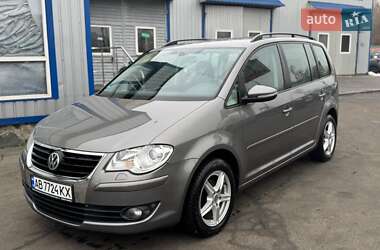 Минивэн Volkswagen Touran 2009 в Виннице