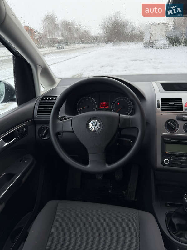 Минивэн Volkswagen Touran 2009 в Белой Церкви