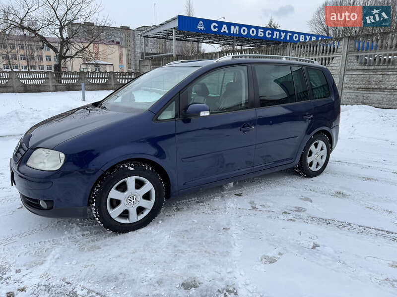 Мінівен Volkswagen Touran 2004 в Костопілі фото 10 Мінівен Volkswagen Touran 2004 в Костопілі