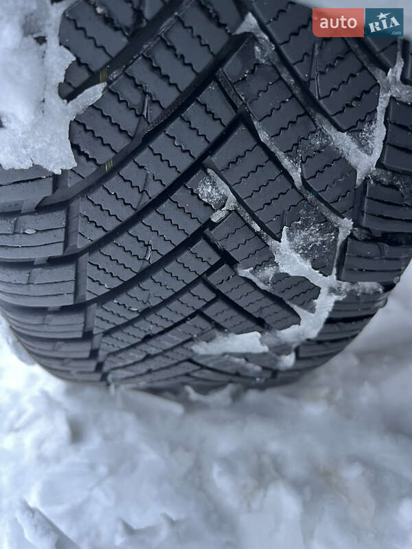 Минивэн Volkswagen Touran 2007 в Звягеле фото 44 Минивэн Volkswagen Touran 2007 в Звягеле