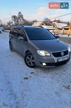Минивэн Volkswagen Touran 2009 в Софиевской Борщаговке
